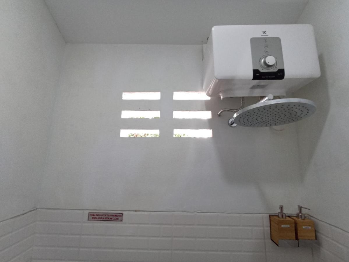 Mruyung Guest House Kota Lama Banyumas Mitra Reddoorz Kültér fotó