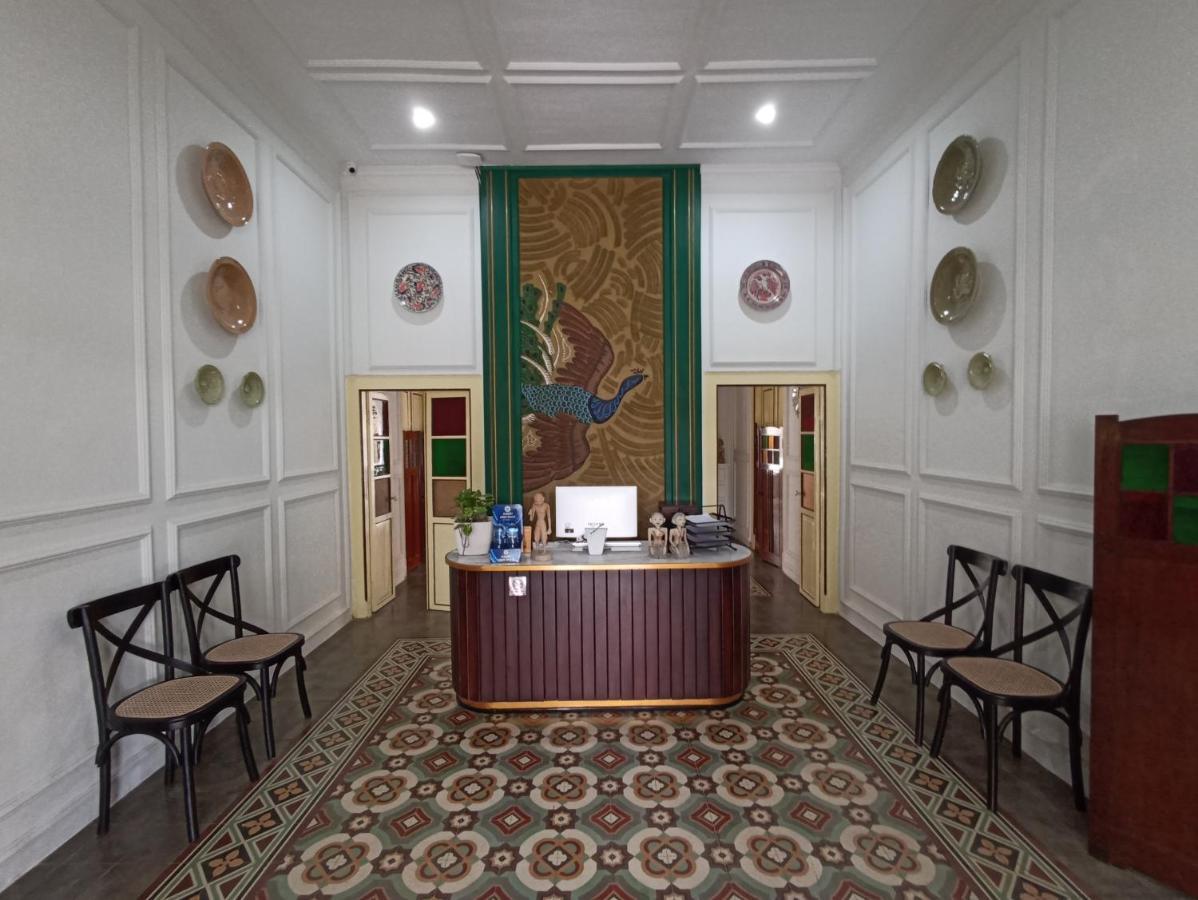 Mruyung Guest House Kota Lama Banyumas Mitra Reddoorz Kültér fotó